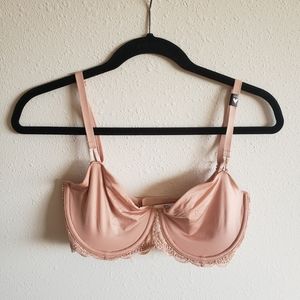 NWOT Victoria's Secret unlined push-up nude bra